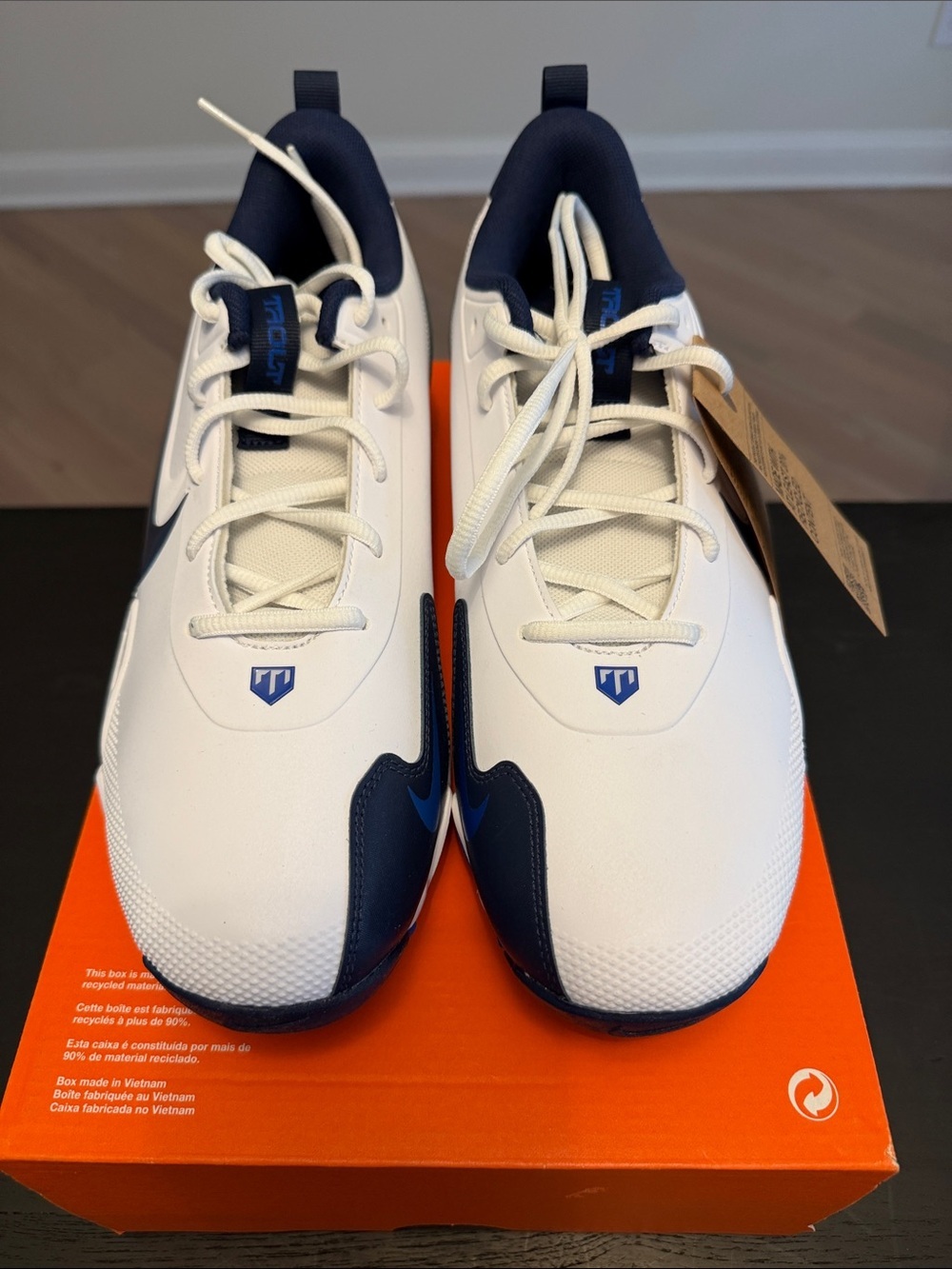 Nike Force Trout 9  - White /  Blue baseball cleats size 10 - New -box no lid